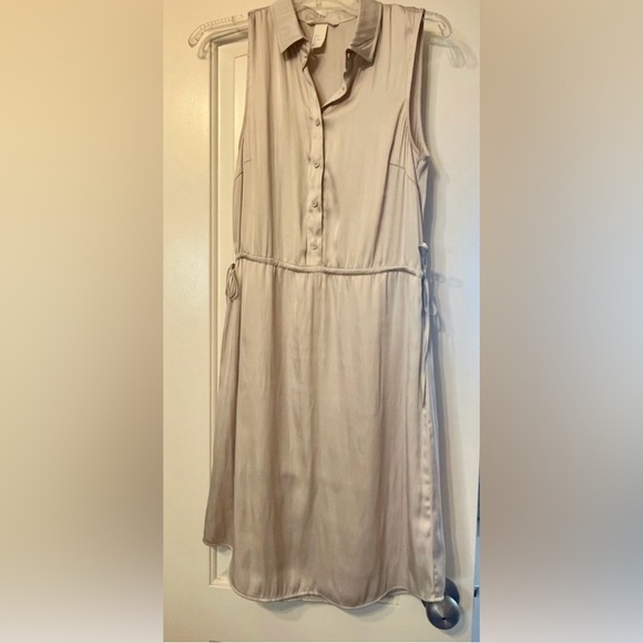 H&M Champagne Satin Shirt Dress size 4 - Picture 1 of 3